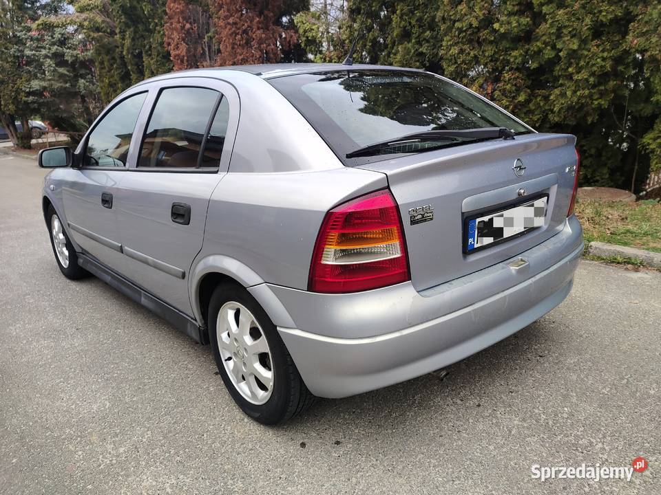 Opel Astra G 16 8v benzyna Rok produkcji 2001 Sanok