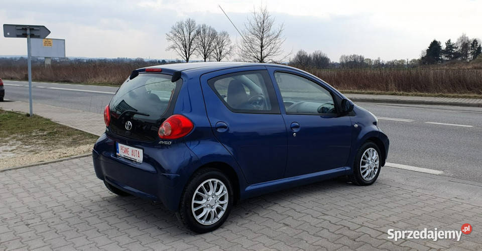 Toyota Aygo niski przebieg Klimatyzacja centralny zamek Aygo