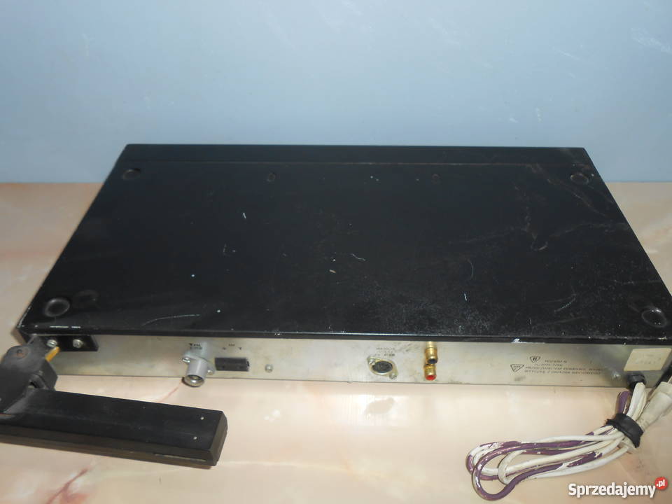 Tuner UNITRA T9015 sprzedam