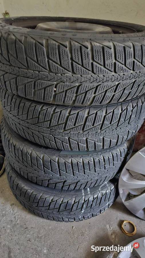 Komplet koła 15 do Suzuki Felgi opony zimowe Jaworzno