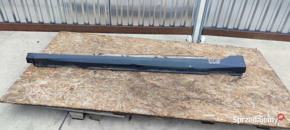 LISTWA PROGOWA LEWA AUDI A6 C8 4K0853855 LY9T Przystajń