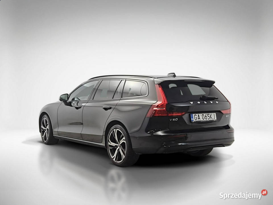 Volvo V60 B3 B Plus Dark aut Z Polskiego Salonu 163KM V60 Warszawa sprzedam