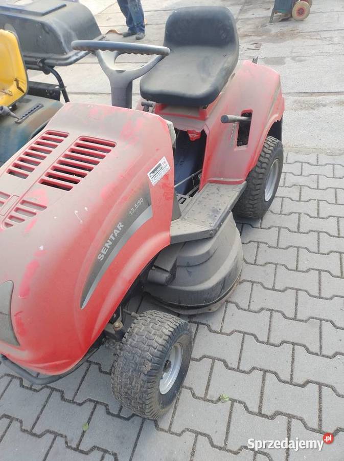 Dwa traktorki do trawy