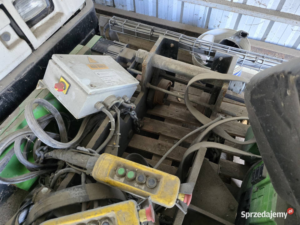 Wciągarka warsztatowa do suwnicy podwójna STAHL Baliki