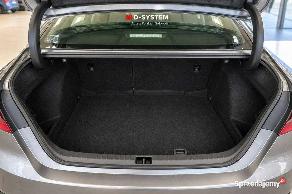 Toyota Camry 2021r Salon Polska 25 HYBRID Camry sprzedam