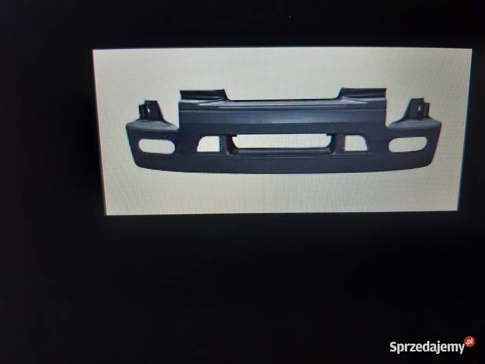Zderzak RVI Renault Premium 00r z otworem bez sprzedam