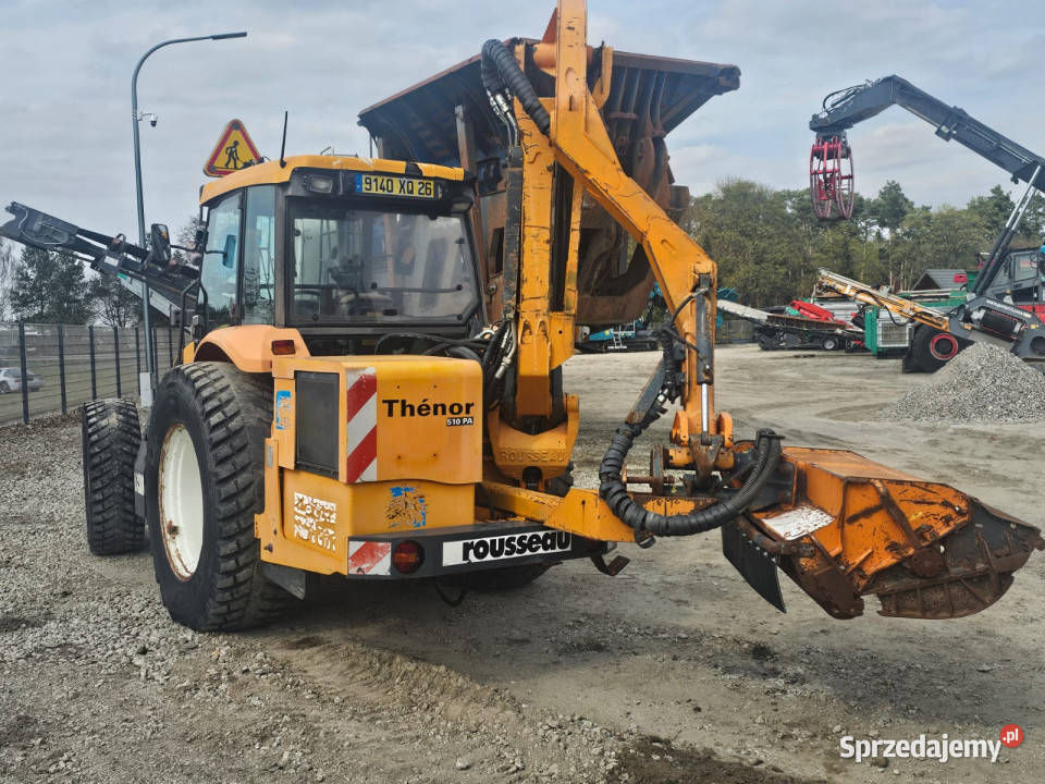 Ciągnik Renault Ergos 456 z kosiarką bijakową Krzykosy