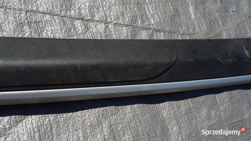 NAKŁADKA LISTWA ZDERZAKA TYŁ VOLVO XC40 sprzedam