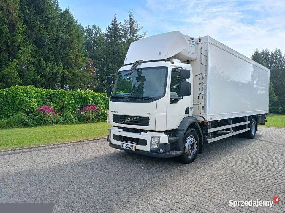 Volvo FLH 260 DMC 18T MULTITEMPERATURA WINDA 71 wielofunkcyjna kierownica Grabów nad Prosną sprzedam