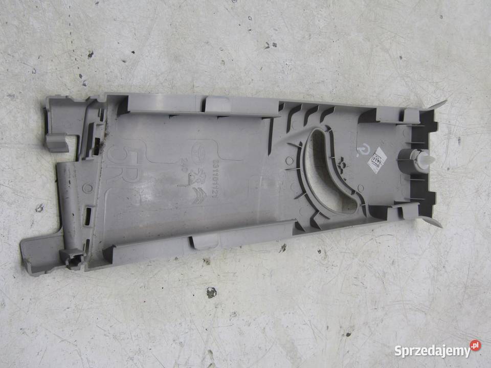 OSŁONA SŁUPKA PRAWA POSZYCIE PRAWE PEUGEOT 108