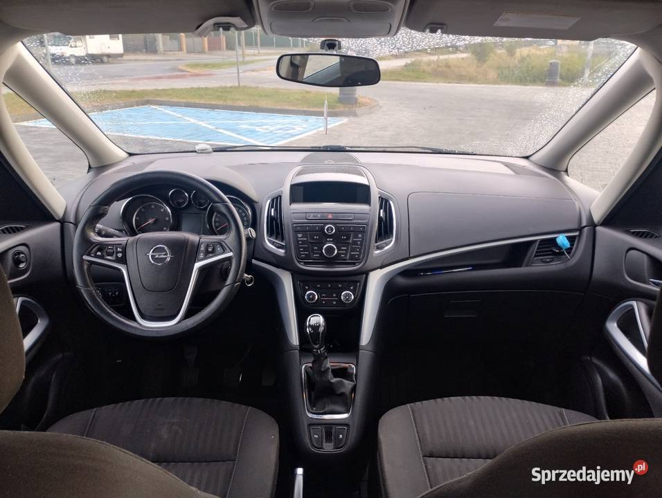 Opel Zafira C 20 Diesel sprowadzony Świdnica