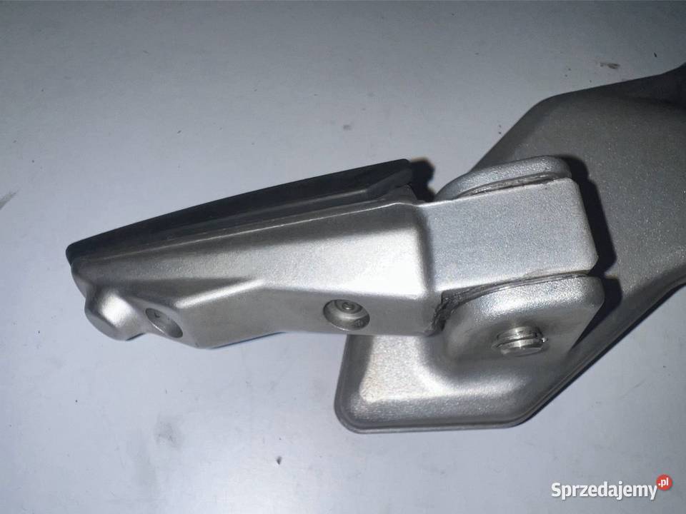 Podnóżek prawy tył BMW F900R K83 wielkopolskie Ostrzeszów