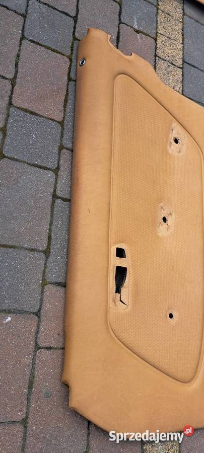 Boczek drzwi dattel Mercedes W123 prawy przedni pomorskie Luzino