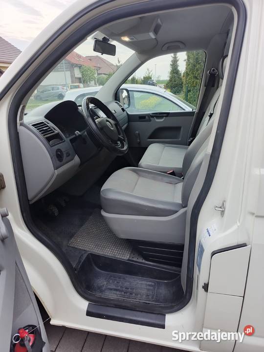 VW T5 Furgon 2008r 19TDI 84 3 osoby standard Jarocin sprzedam