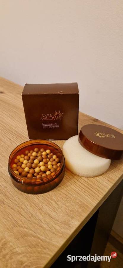 Puder brązujący w kulkach Avon glow Warm Kraków