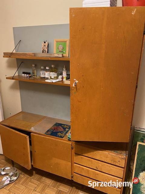 Unikalny zestaw mebli do renowacji z UP Zavody Legnica