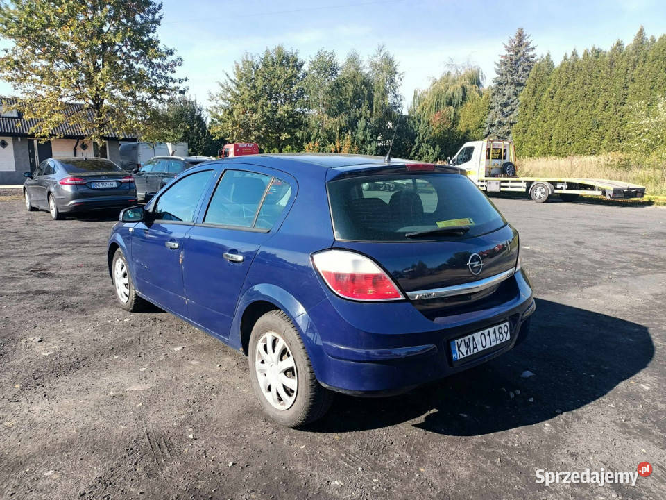 Opel Astra Opel Astra 17CDTI 101 05r H 20042014 Astra Tarnów