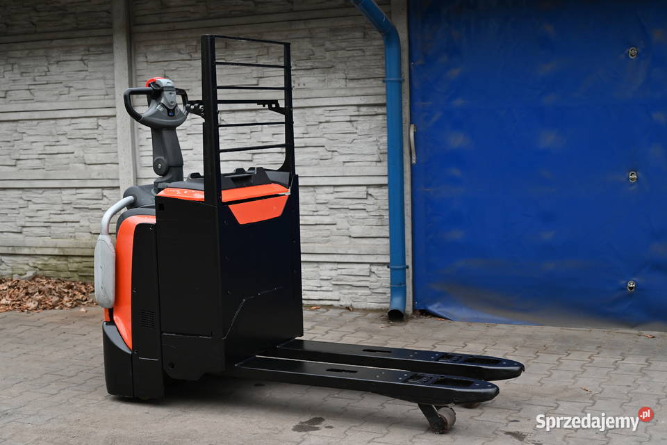 Paleciak elektryczny Toyota BT LPE 200 2000 2016 śląskie