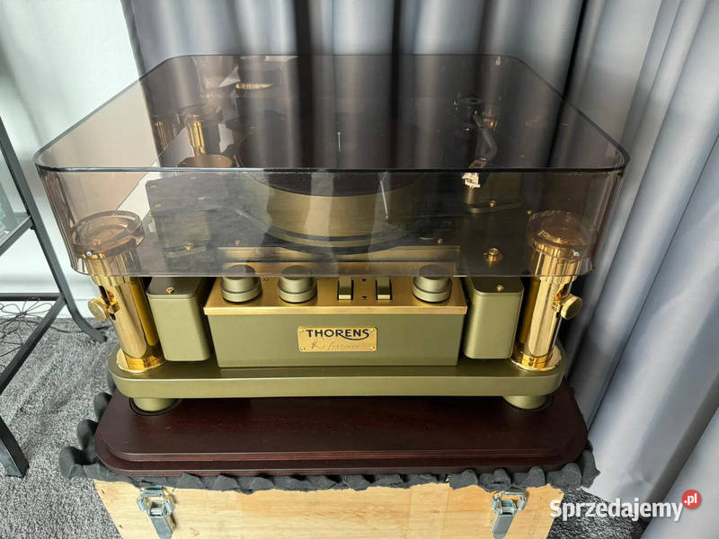 Thorens Reference Turntable with EMT Tonarm and Holenderki