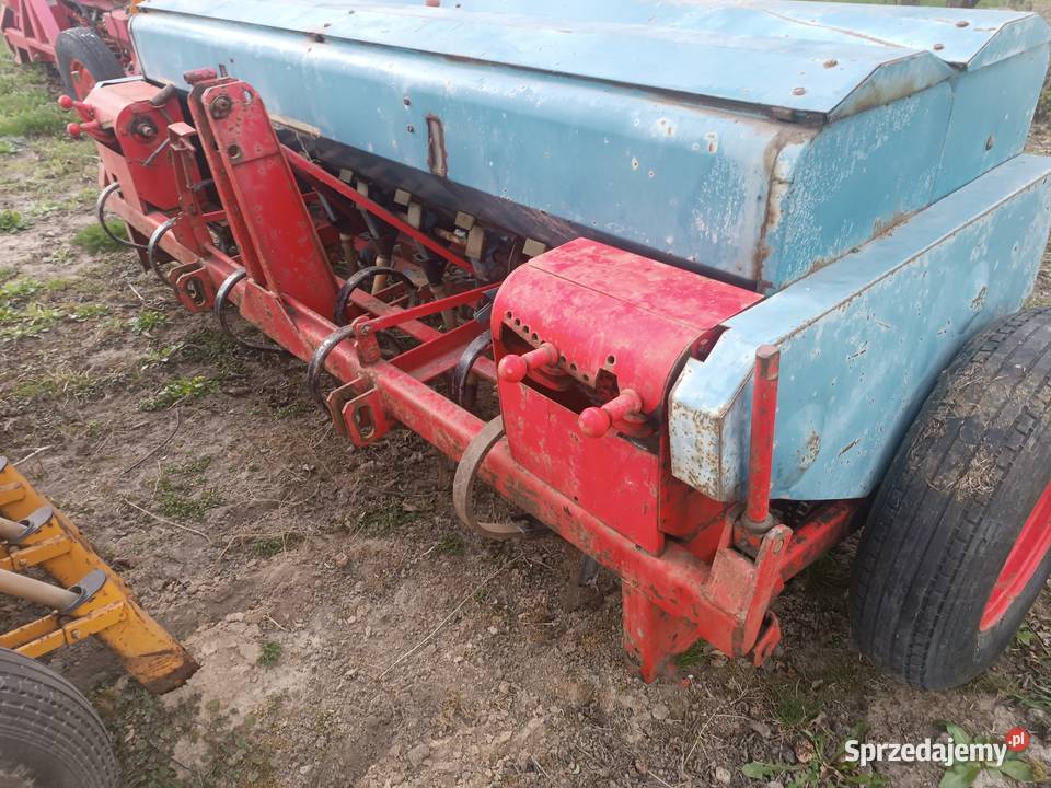Siewnik dwukomorowy juko20 i 25 m robocze z nieuszkodzony Dragany sprzedam