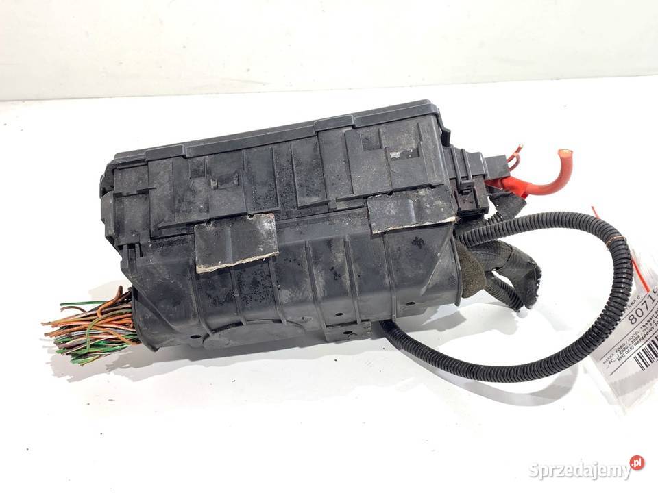 SKRZYNKA BEZPIECZNIKÓW FORD TRANSIT IV Bus 0006