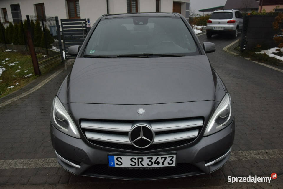 Mercedes B 200 16B Navi Panorama Dach PDC Led Majdan Sieniawski