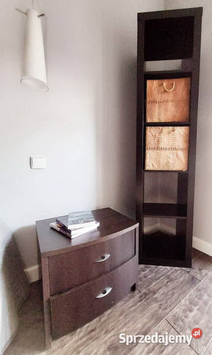 Zestaw mebli i wyposażenia do sypialni10