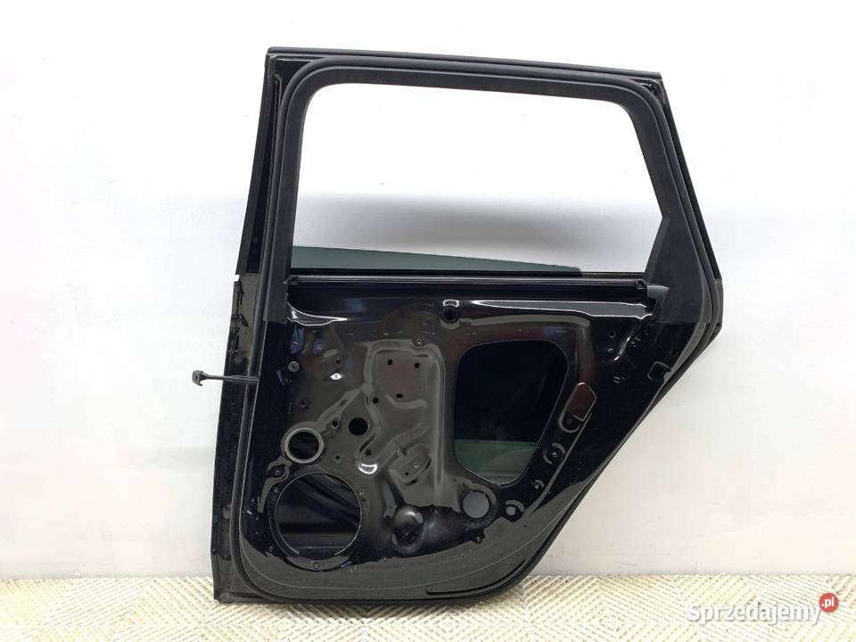 DRZWI PRAWY TYŁ LY9T AUDI A4 B9 Kombi Mythos