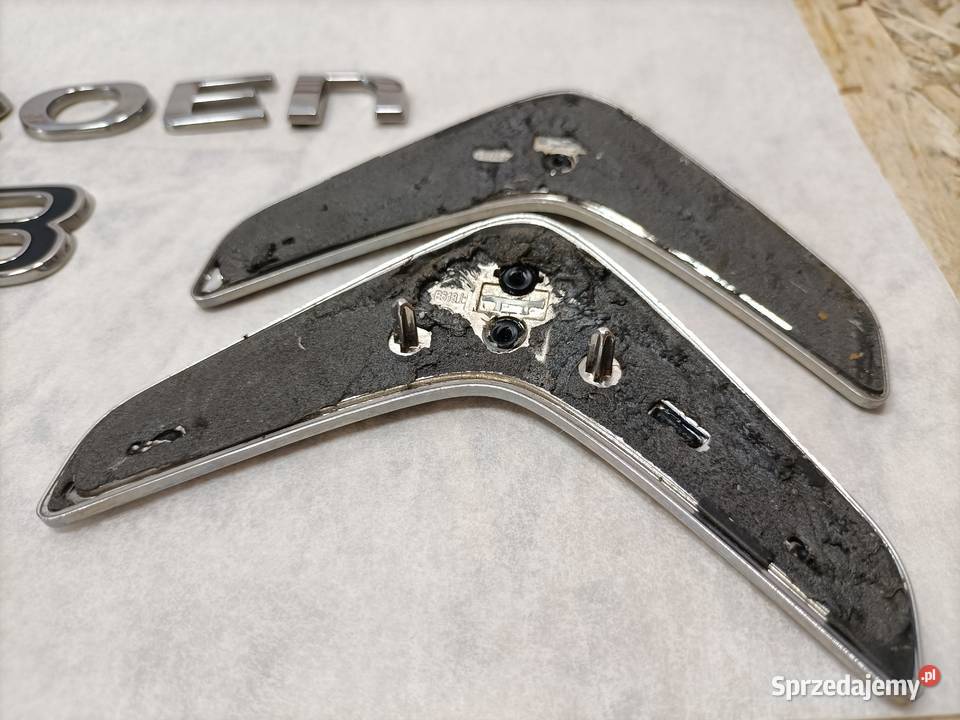 CITROEN C3 III NAPIS ZNACZEK LOGO EMBLEMAT KLAPY Klapy bagażnika Pleszew