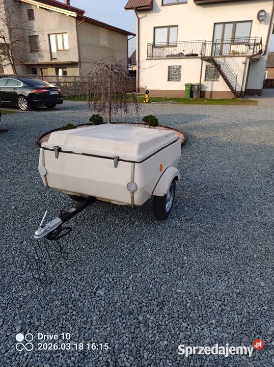 Przyczepka Niewiadow n125 Niewiadów łódzkie Sieradz