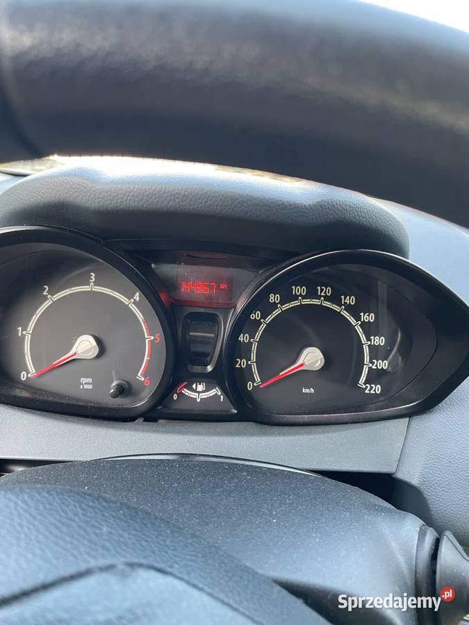 Sprzedam Ford fiesta 1400cm3
