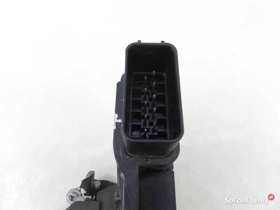 ZAMEK LEWY PRZEDNI VOLVO V50 MW 30753658 osobowe małopolskie