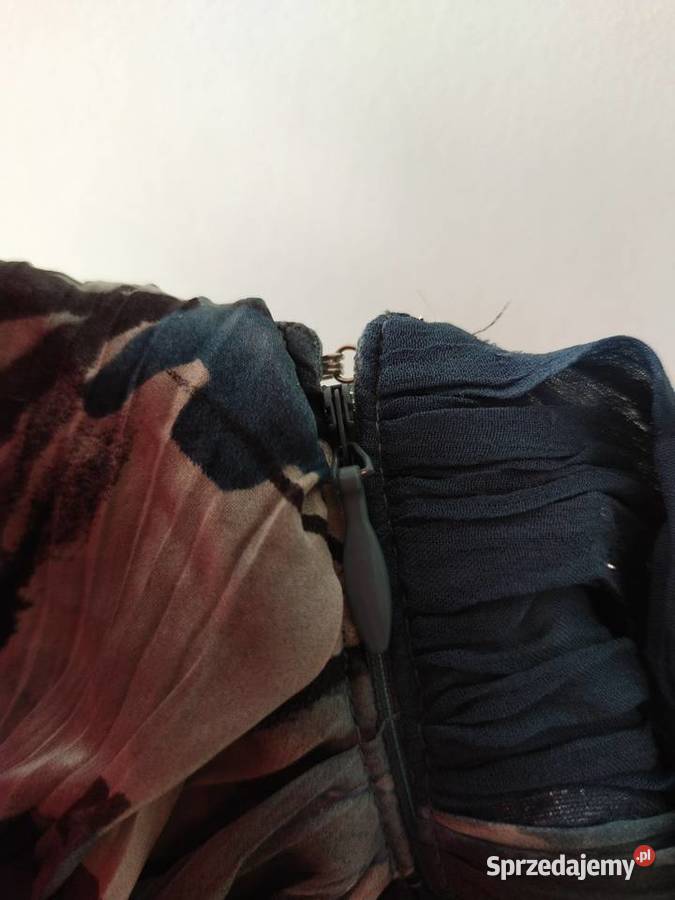 Jedwabna długa wieczorowa suknia z wysokim Rozmiar 40(L)