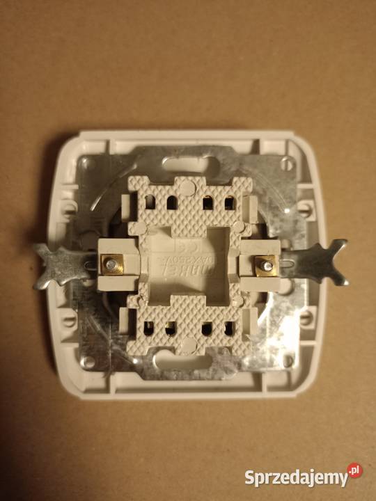 Włącznik światła podwójny MAKEL Pleszew