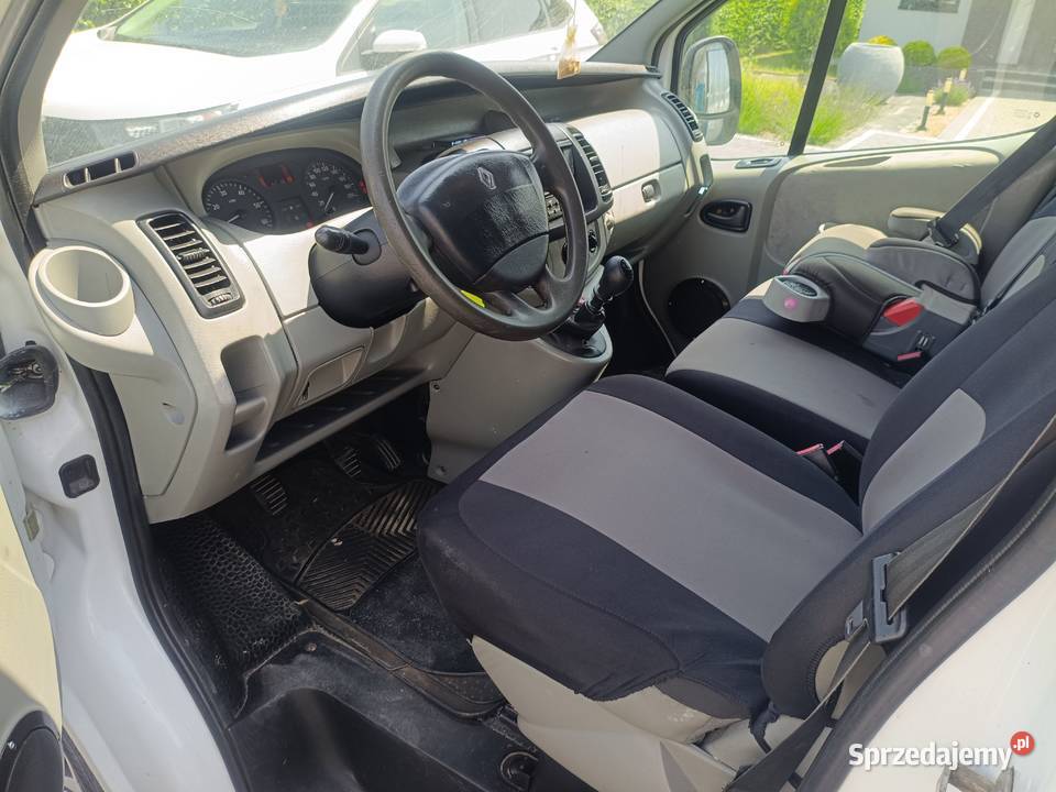 Renault Trafic bus przyczepka Renault lubelskie