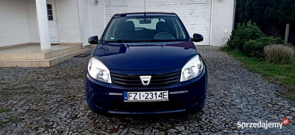 10 DACIA SANDERO 14i Klimatyzacja SERWIS 100 isofix Sulechów sprzedam