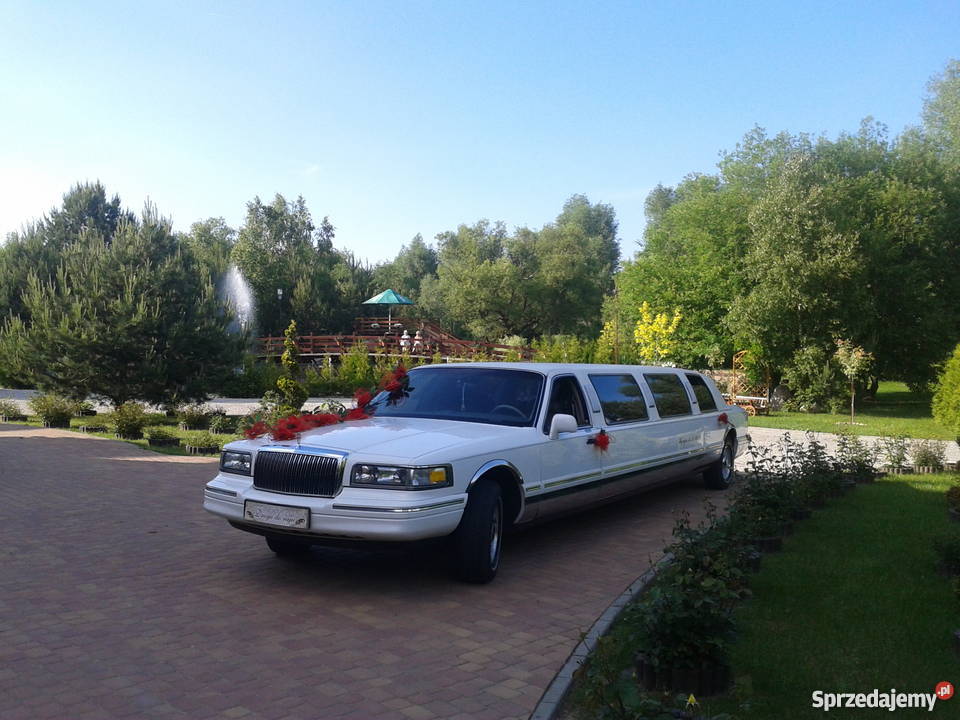 Sprzedam Lincolna Town Car nieuszkodzony