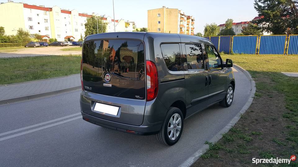 Fiat Doblo Lift Lounge 20JTDM 135 NAVI ALU 45 przyciemniane szyby