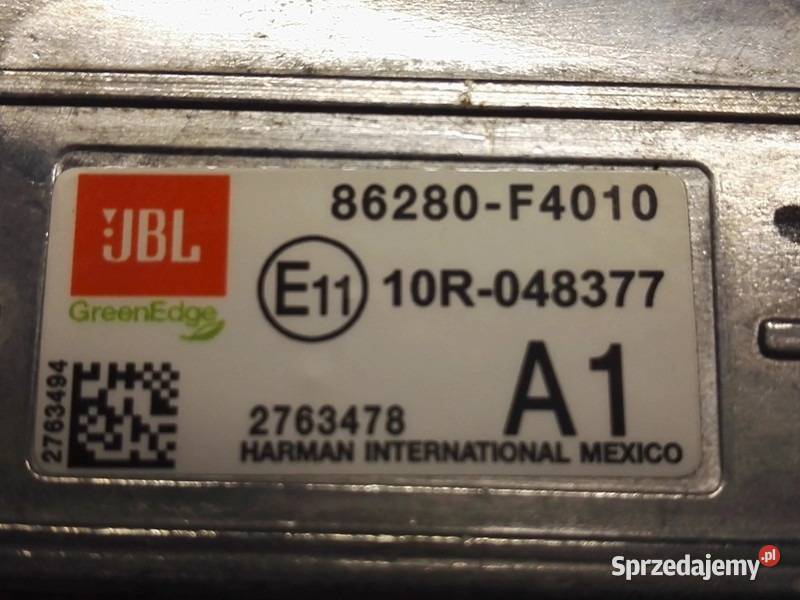 WZMACNIACZ JBL DO TOYOTA CHR HYBRYDA 86280F4010 Biała