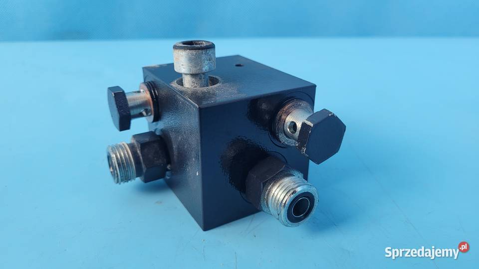 DEUTZFAHR 6130 TTV ZAWÓR 001995154 Kolno