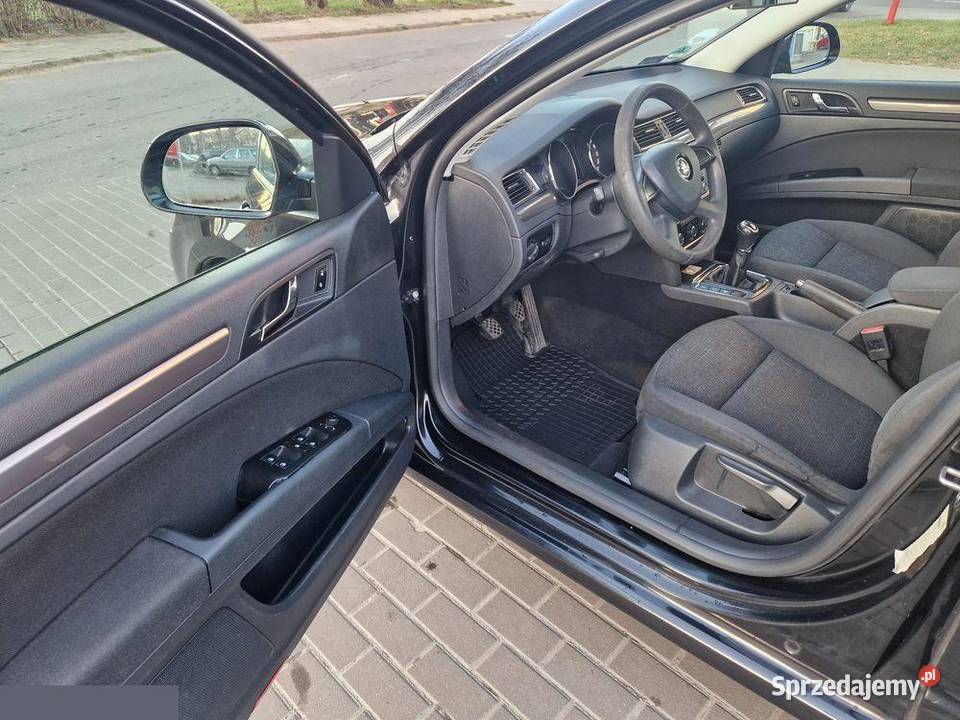 Skoda Superb 16 TDI Comfort 105 2015r nieuszkodzony pomorskie Gdańsk sprzedam