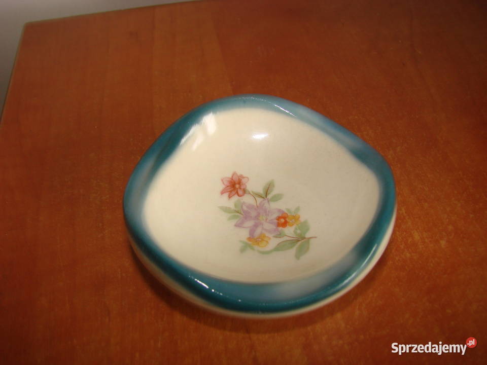 Chodzież mała porcelanowa popielniczka PRL Pruszcz Gdański