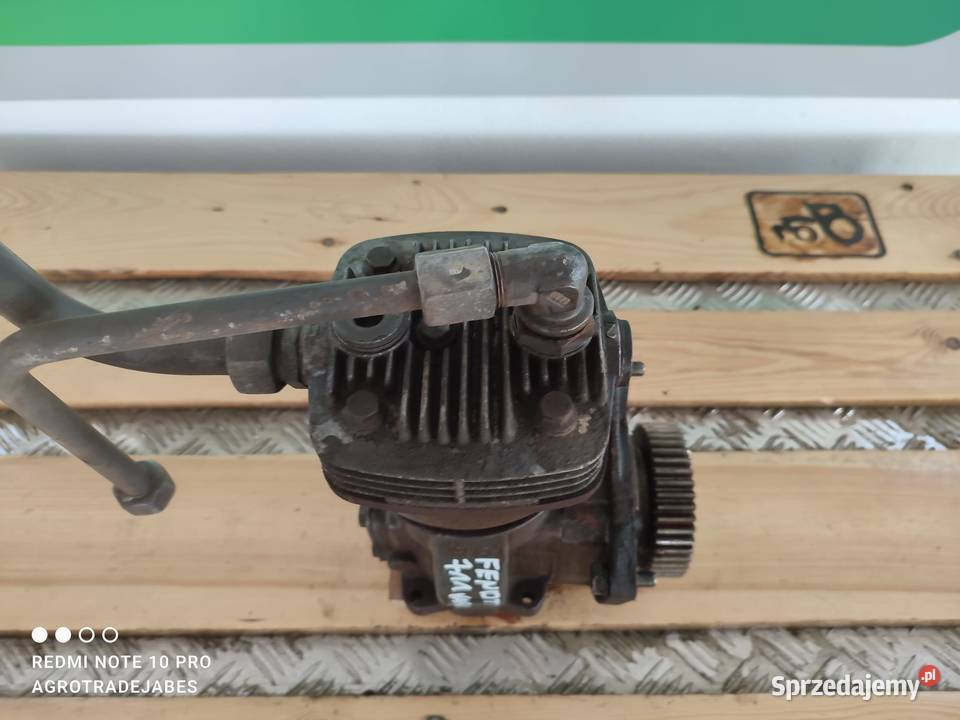Sprężarka powietrza F716880010060 Fendt 711 Pozostałe Wilkowo