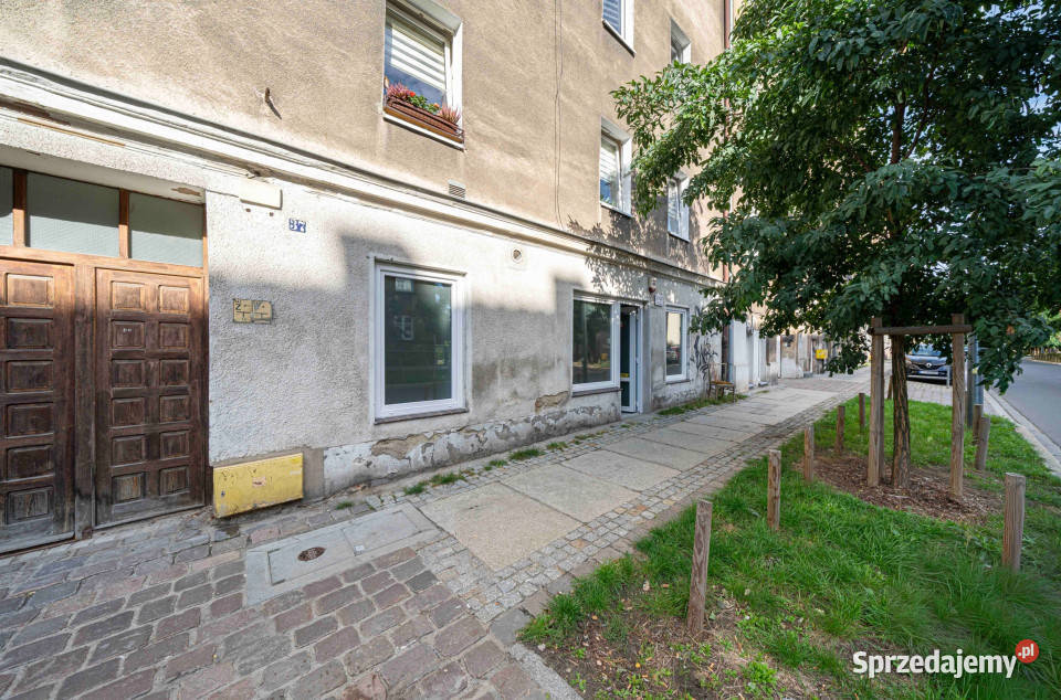 Lokal użytkowy parter witryna Łazarz 10863zł/m2 wielkopolskie Poznań
