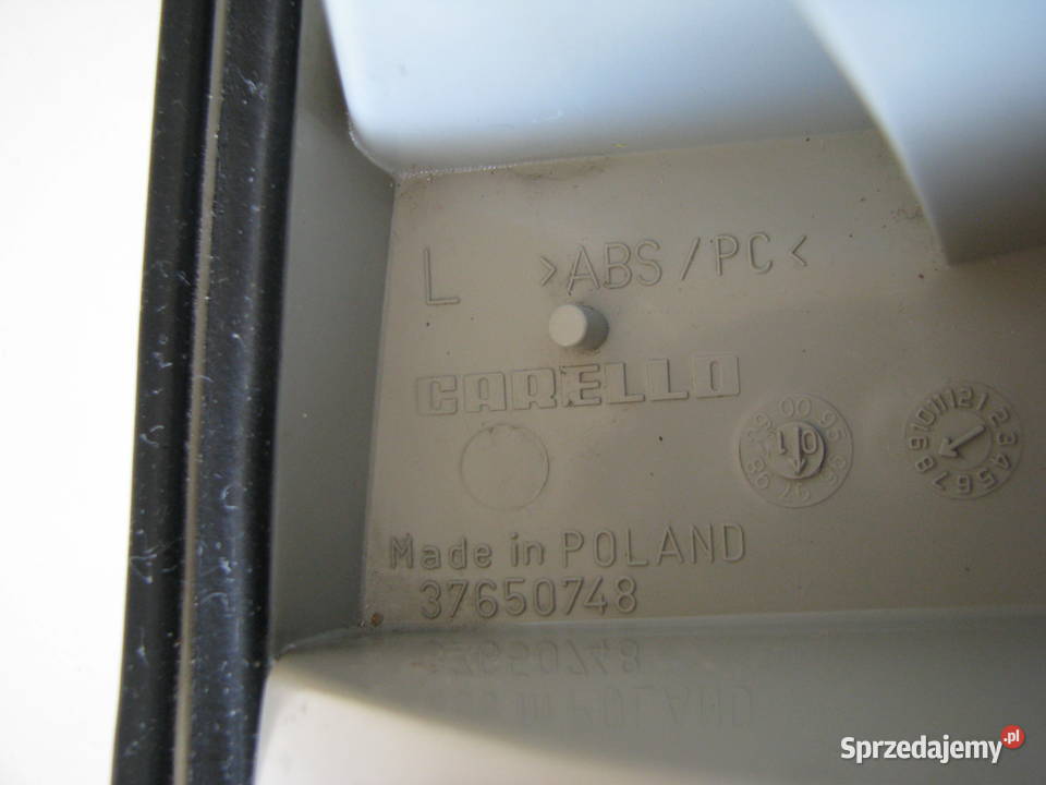 Lampa tylna lewa i prawa Carello Opel Vectra B osobowe Brzegi