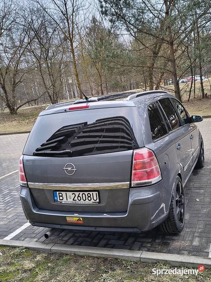 Opel Zafira 19 CDTI 2006r Doinwestowana nieuszkodzony Białystok