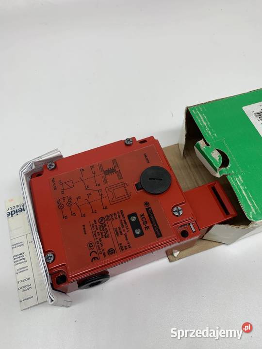 Telemecanique XCS E5513 Safety switch
