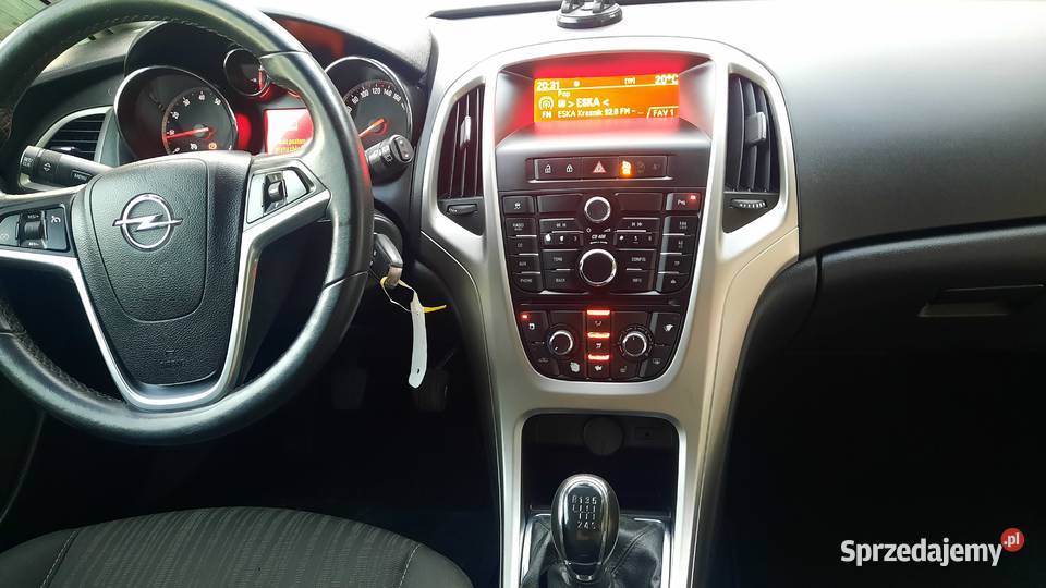 Opel Astra 14 Turbo 140 2010 r Klima Opłacona Kraśnik