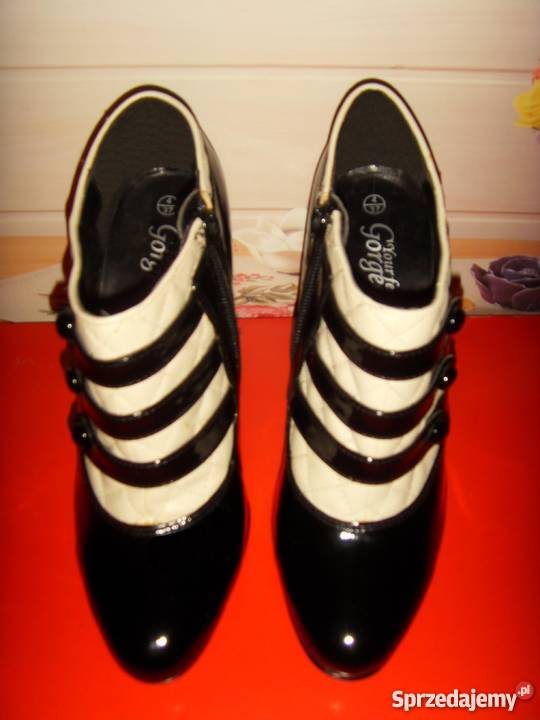 BOTKI LAKIERKI NAJMODNIEJSZE WIOSNA NEU LOOK New Look Wrocław