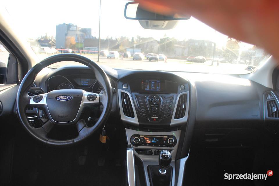 Ford Focus 10 benzyna 125 Skrzynia 6 Biegów sprzedam